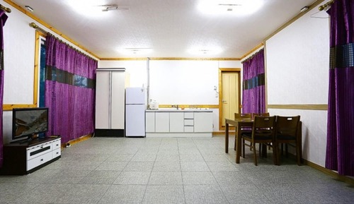 Room (Songhua)