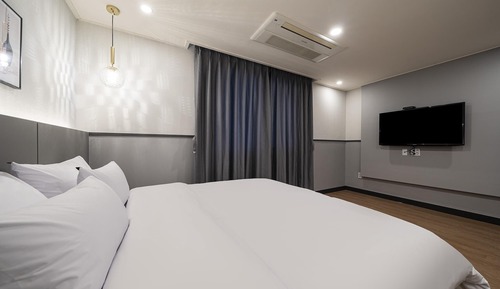 Room (Standard (family bath / large bathroo)