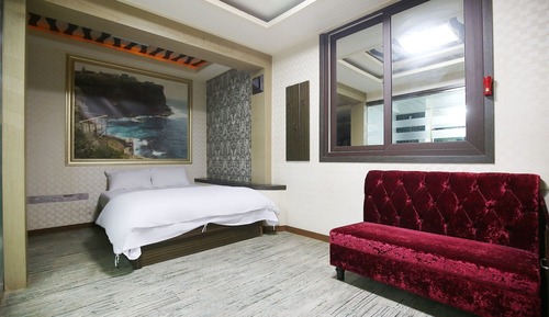 Room (Standard Room)