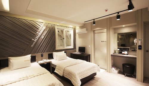 Room (Royal Suite)