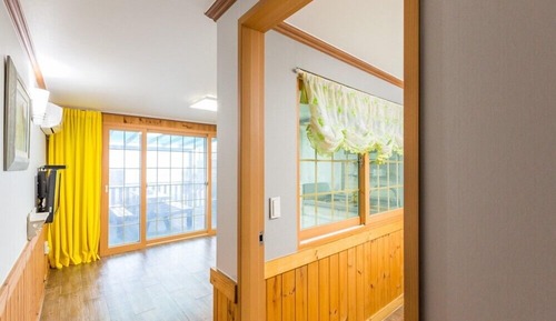 Room (Chamsora)