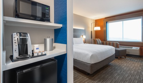 Standard Room, 1 King Bed, Accessible (Communications)