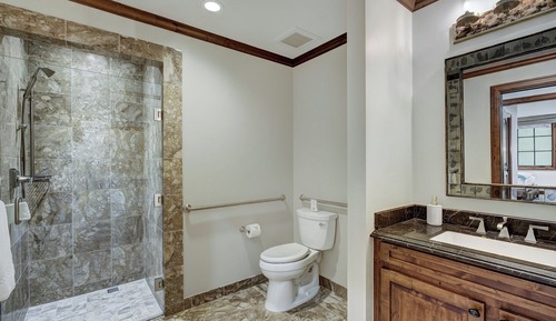 Room, 3 Bedrooms, Valley View (Residence)