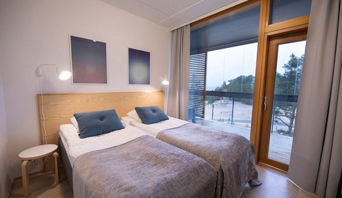 Apartment for six with a sauna and sea view