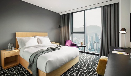 Standard Room, 1 Queen Bed