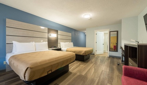 Suite, 2 Queen Beds, Non Smoking