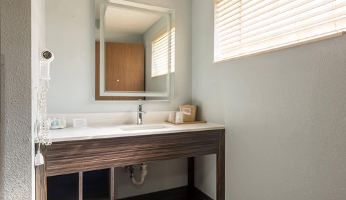 Room, 2 Queen Beds, Accessible, Non Smoking (Pet Friendly, Bathtub)