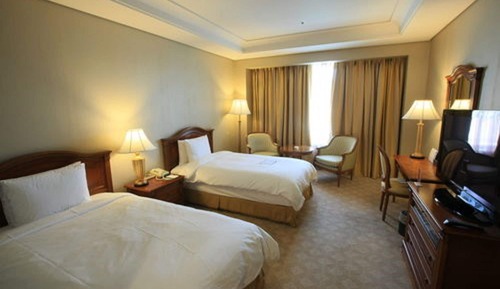[Breakfast PKG for 2] Standard Twin Room + Breakfast for 2