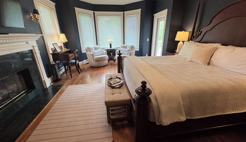 Captain's Quarters (Room #22)