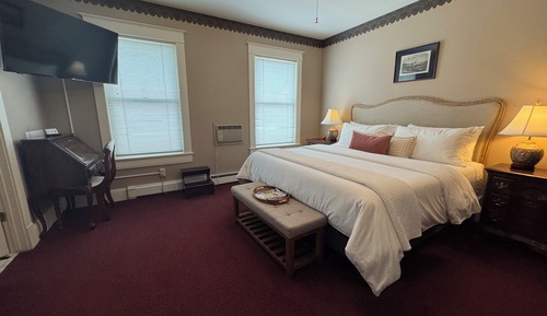 Southern Cross (Room #8)