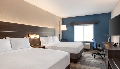 Suite, 2 Queen Beds