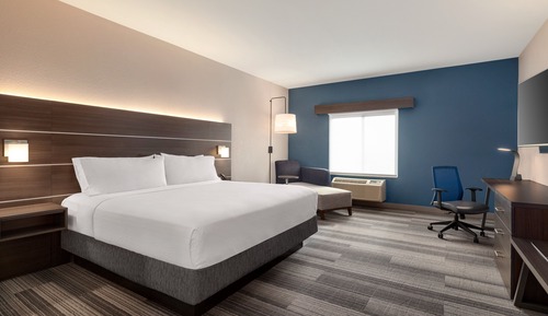 Standard Room, 1 King Bed