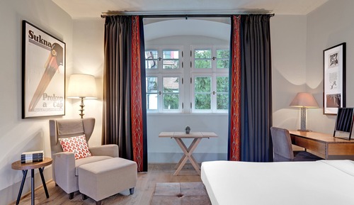Deluxe Twin Room (St Thomas Church View)