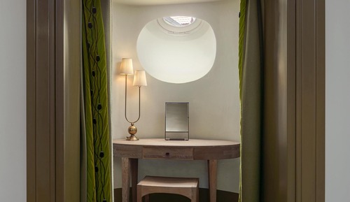 Suite (Moser)