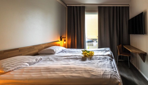 Standard Room, 1 Queen Bed