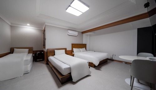 Family Triple Room