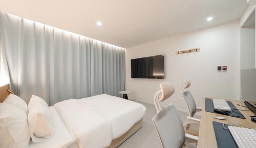 Luxury 2PC Room