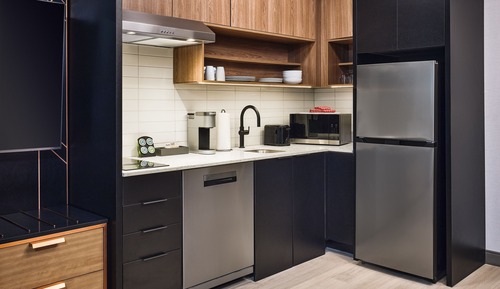 Studio Suite, 2 Queen Beds (Mobility/Hearing Accessible, Tub)