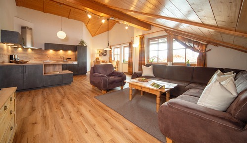 Apartment (3) , 2 Bedrooms, Garden View