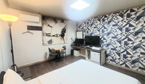 Basic Single Room