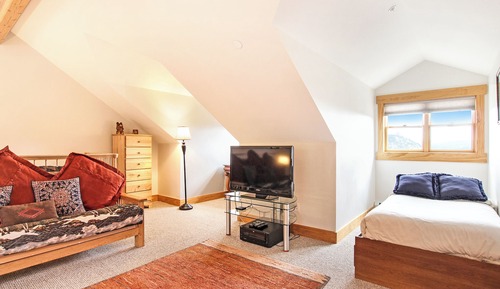 Condo, 3 Bedrooms