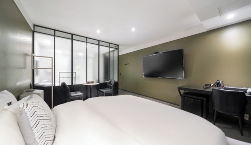 Classic Double Room