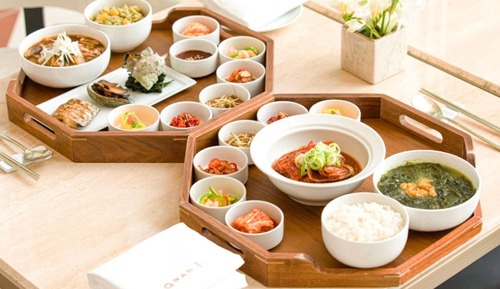 Hill Suite Ocean View Twin + Breakfast for 2 at Gran J
