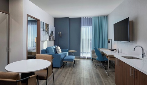 Suite, 1 Bedroom (View)