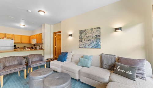 Condo (2 Bedrooms)