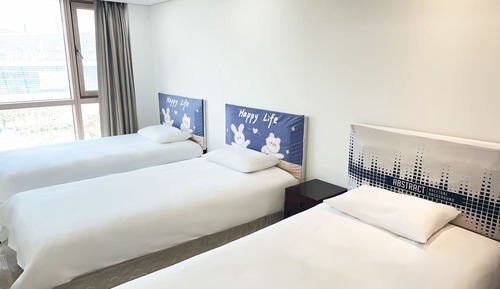 Triple Room