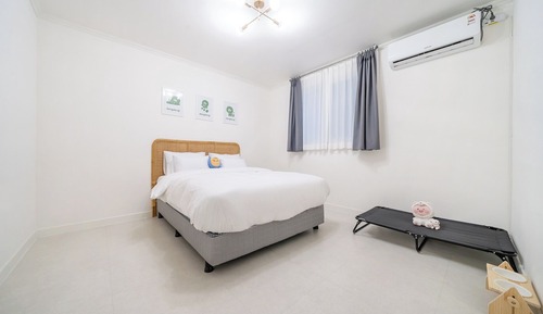 Basic Room, 2 Bedrooms (Retriever)