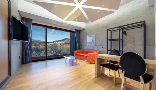 SUITE-TWO BED