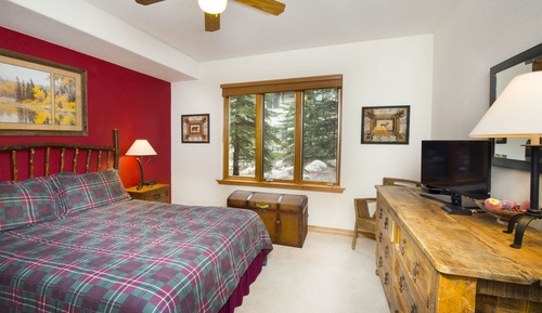 Condo, 2 Bedrooms