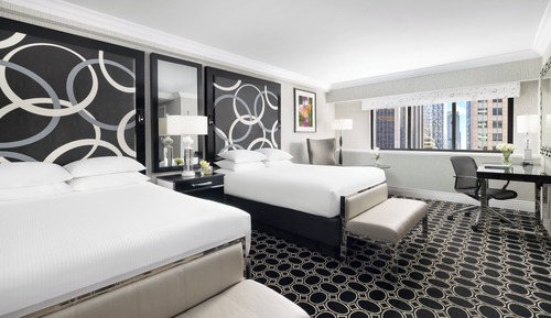 Executive Room, 2 Queen Beds, Mobility Accessible