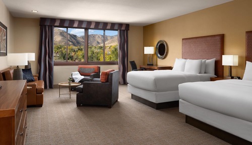 2 Queen Beds, Executive Room, Mountain View