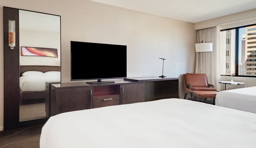 Room, 2 Queen Beds, City View