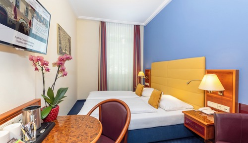 Standard Double or Twin Room, City View