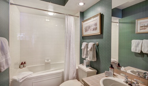 Room, 2 Queen Beds (Lodge)