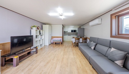Basic Room, 2 Bedrooms (entire home)