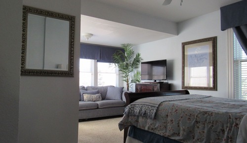 Design Suite, Ensuite, Mountain View (Cypress - 2)