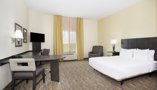 Studio Suite, 1 King Bed, Accessible, Non Smoking (Communications)