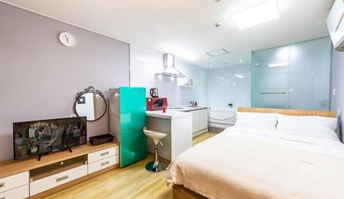 Double Room 7