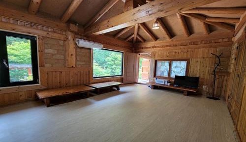 Family Room 2