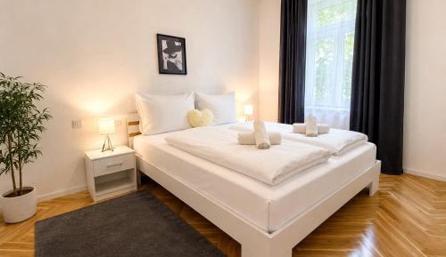 One-Bedroom Standard Apartment