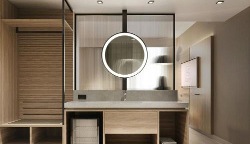 Metro King Room