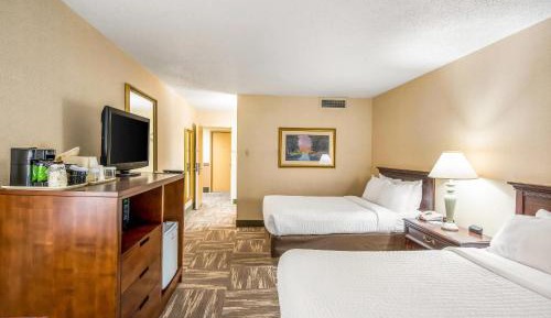 Double Room with Two Double Beds - Non-Smoking