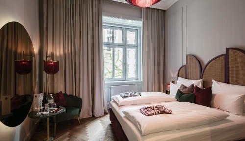 Deluxe Doppelzimmer – Josefine Ideale