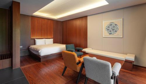 King Room with Garden View