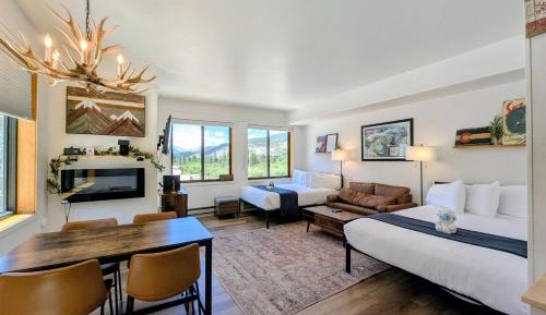 Studio Apartment