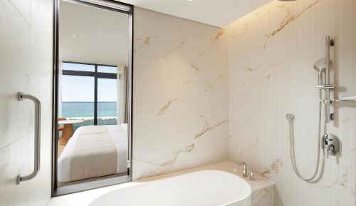 Double or Twin Room with Sea View